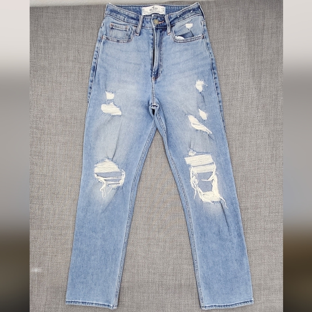 Hollister Curvy Ultra High-Rise Vintage Straight Distressed Style Jeans 24